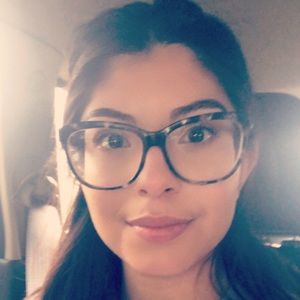 Meet your Posher, Andrea